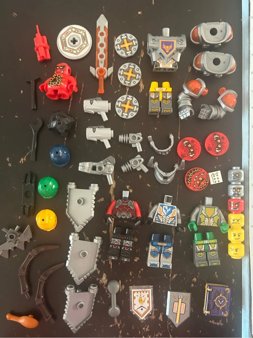 LEGO Set #70317 Nexo Knights Fortrex